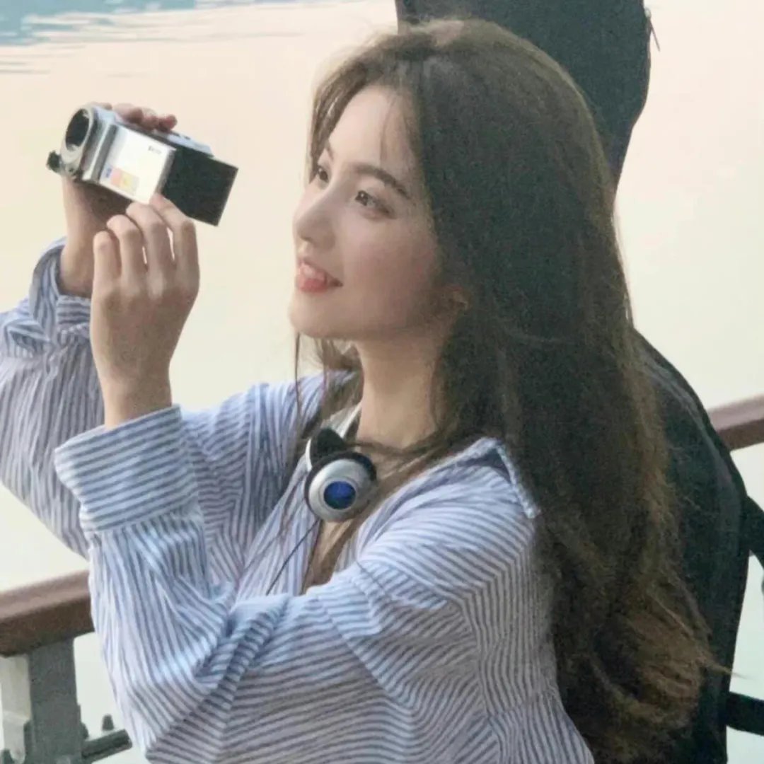 同学麦娜丝